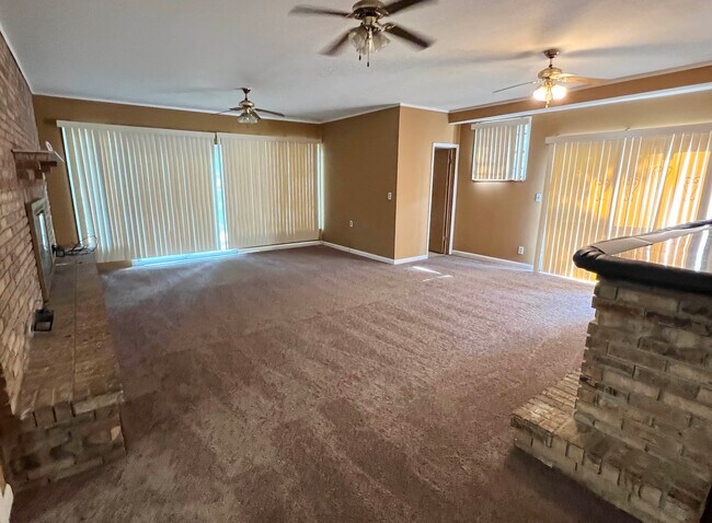 Photo - 1504 W 24th St