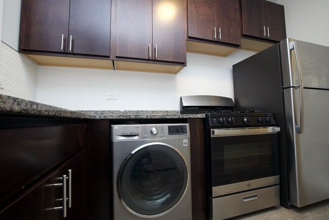 Photo - 1133 Maple Ave Unit A4