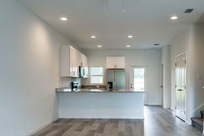 5359 Vista Lago Dr