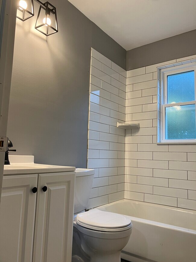 Photo - 108 Church St Unit 108