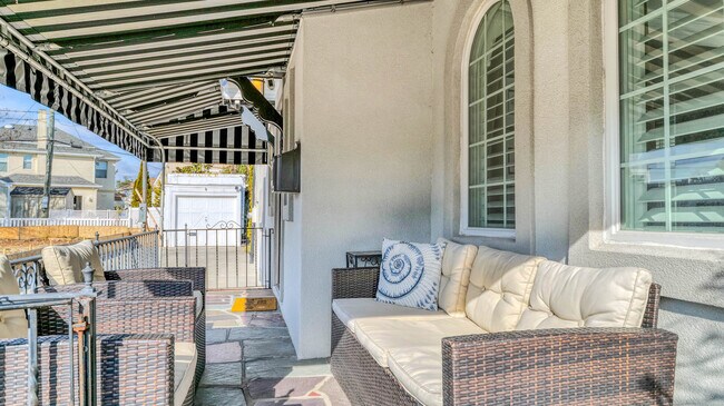 Photo - 7501 Ventnor Ave