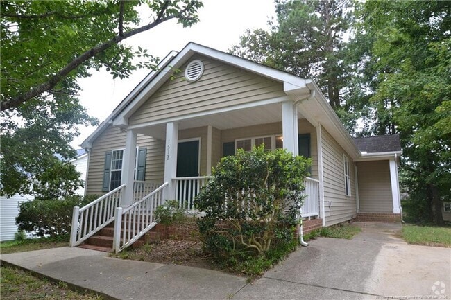 Building Photo - 1512 E Lenoir St Rental