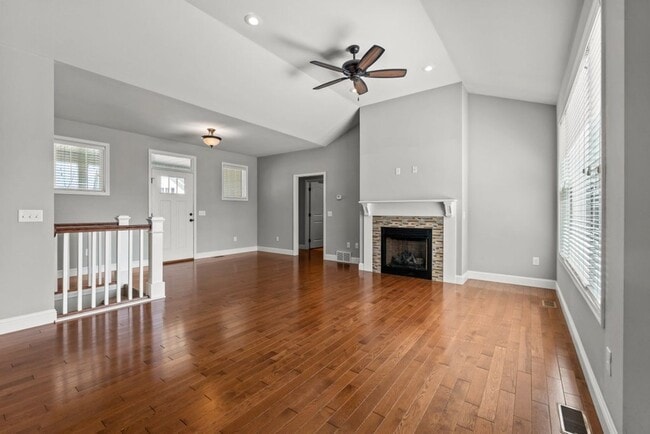 Photo - BEAUTIFUL Neighborhood Home!