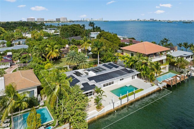 Photo - 1250 NE 87th St