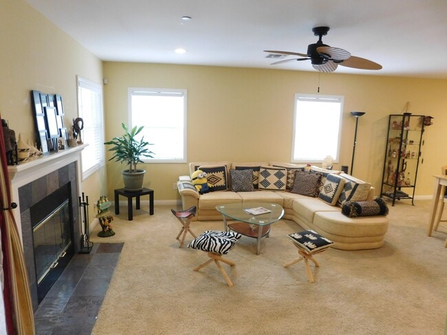 Photo - 1441 N Naomi St