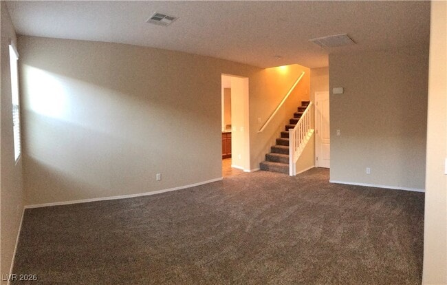 Photo - 10625 Mt Jefferson Ave