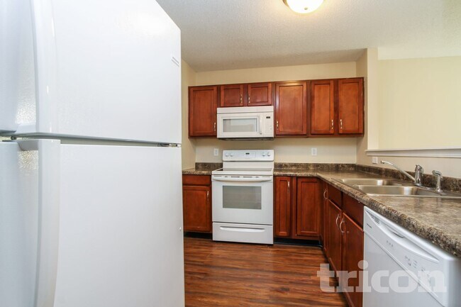 Photo - 2832 Redland Ln