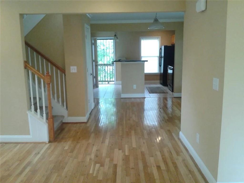 Photo - 719 Magnolia St NW