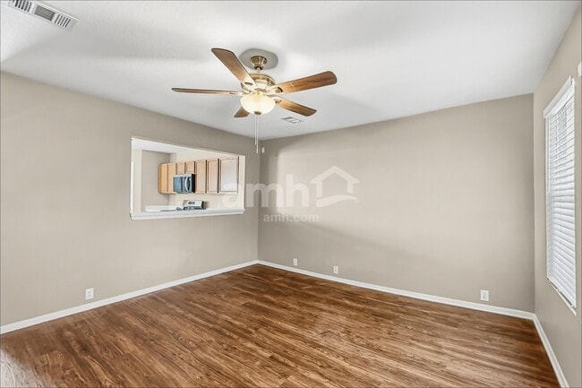 Photo - 3443 Becker Glen St