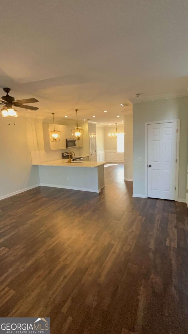 Photo - 392 Mill Pond Crossing