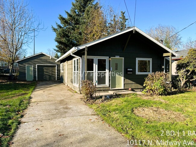 2BD I 1BA Home + Garage - Large Lot - 2BD I 1BA Home + Garage - Large Lot