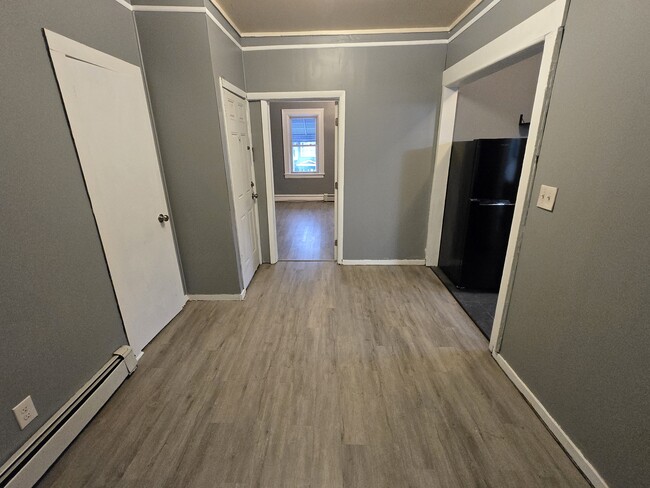 Photo - 8 Farley Ave Unidad 3