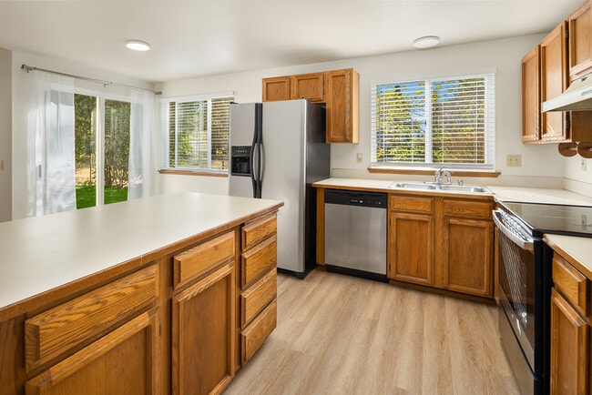 Photo - 4408 216th St SW