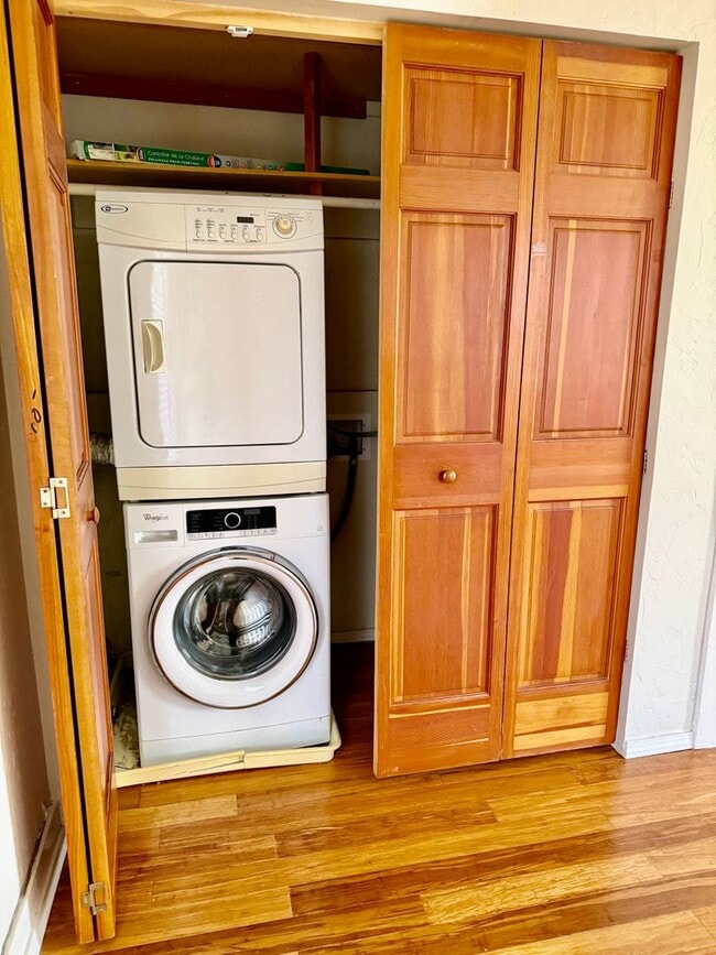 Photo - 2219 1/2 D St