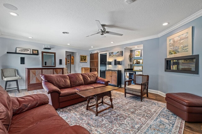 Photo - 430 Arricola Ave Unit ID1281991P