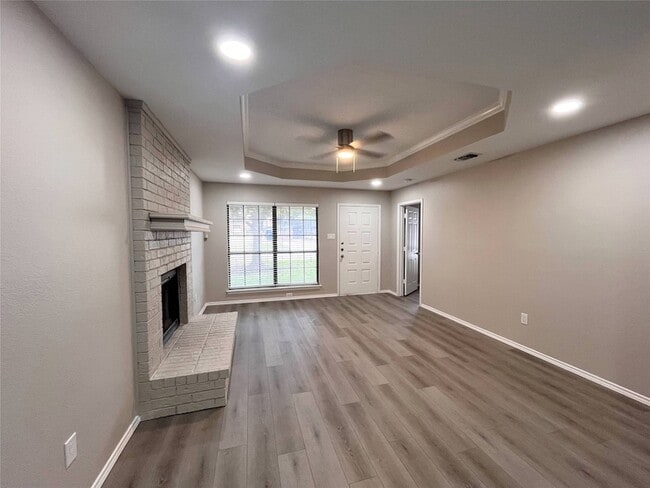 Photo - 5628 Westchase Dr