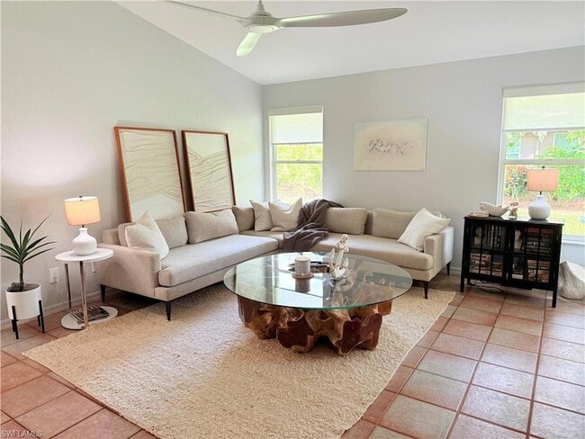 Photo - 337 Emerald Bay Cir