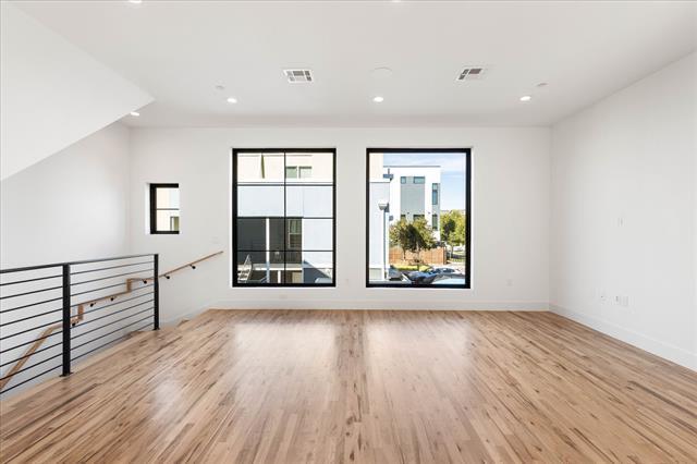 Photo - 2107 N Garrett Ave