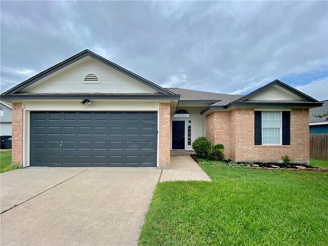 Photo - 811 Sonny Dr Rental