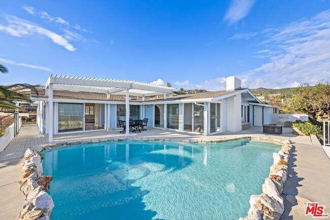 Building Photo - 918 Glenhaven Dr