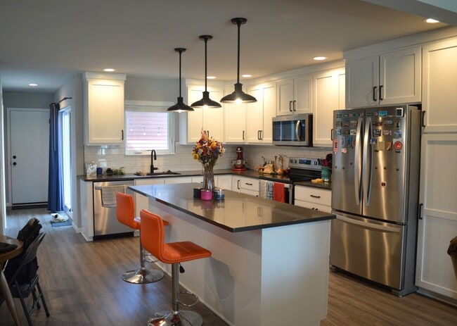 Photo - 5908 Minong Ln