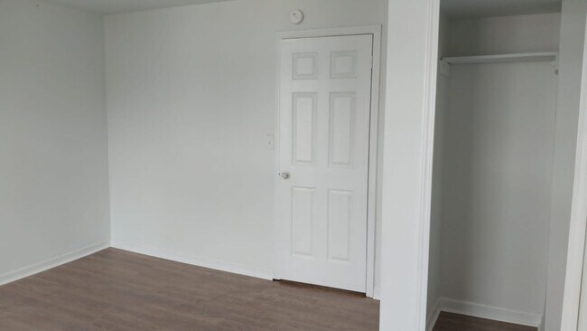 Photo - 3015 Rayner Ave