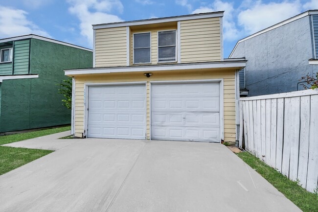 Photo - 12509 Pebblestone St