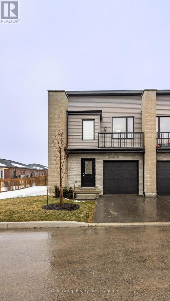 Photo - 261 Pittock Park Rd