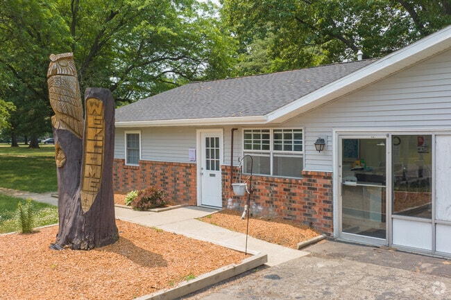 Fotografía del edificio - Park Manor Apartments