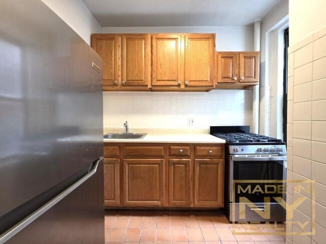 Building Photo - 1 bedroom in ASTORIA NY 11106 Unit B23