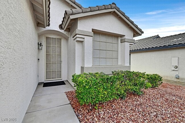 Photo - 767 Wigan Pier Dr