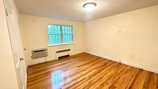 Photo - 648 Washington St Unit 6