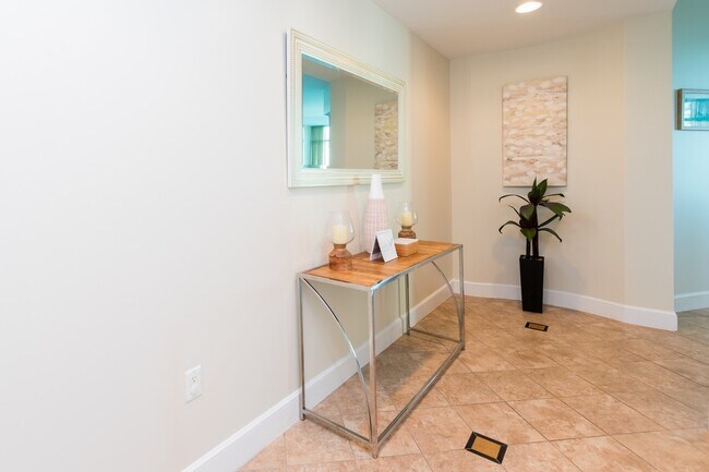 Photo - 101 S Eola Dr