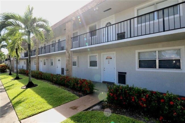 Photo - 9915 Sandalfoot Blvd Unit 408