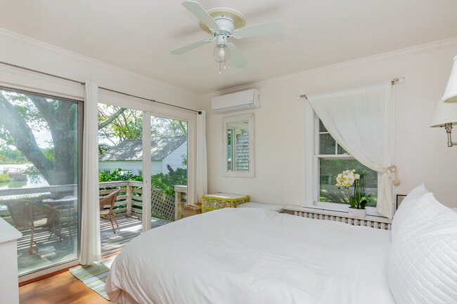 Photo - 64 Towd Point Rd