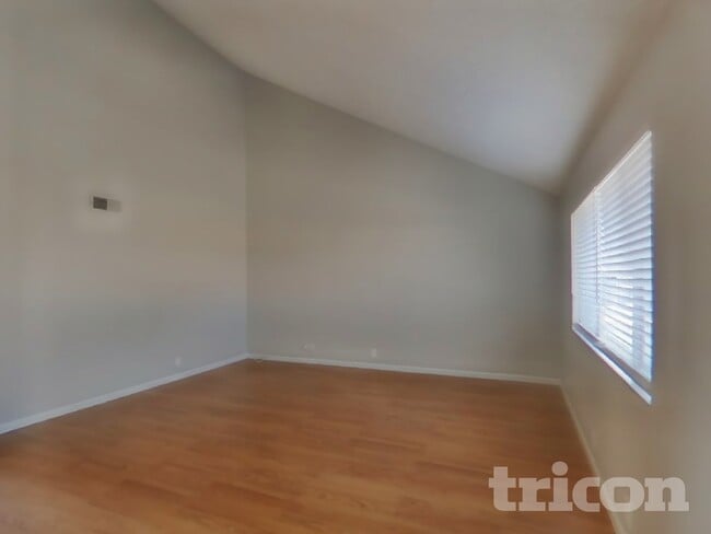 Photo - 110 Inverness Dr