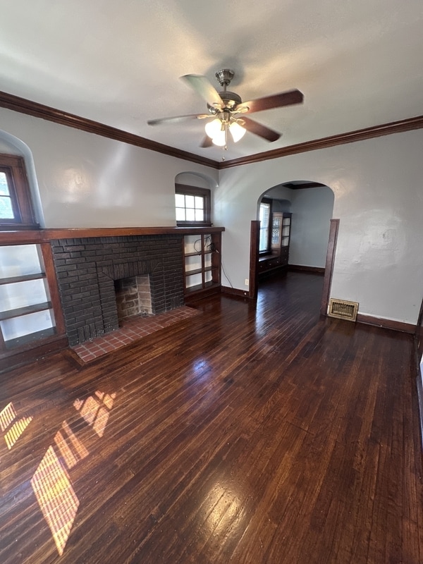 Building Photo - 3389 W 125th St