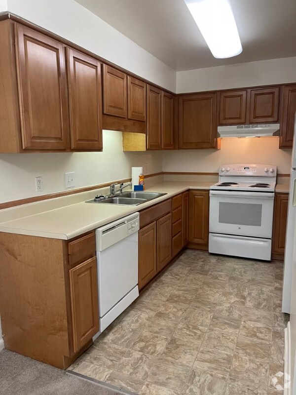 Building Photo - 600 Reusens Rd Unit B18 Rental