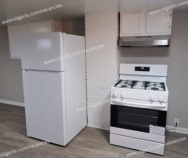 Photo - 1605 Pine St Unit C(lower level)