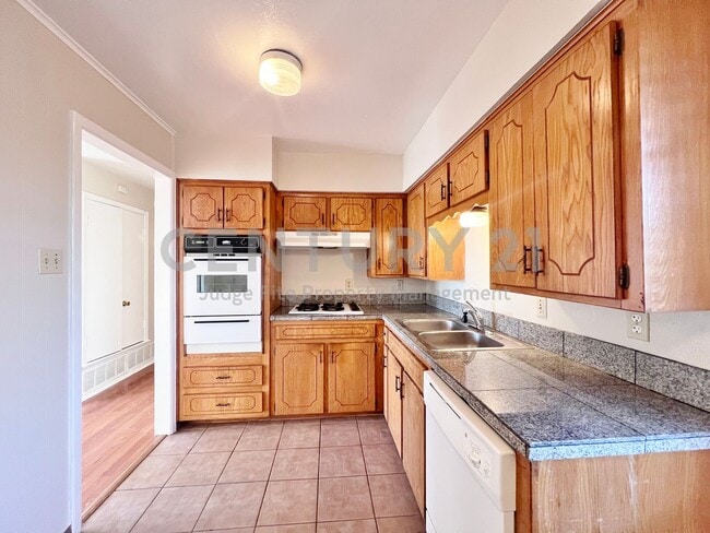 Photo - Charming 2/1/1 Duplex in DeSoto ISD For Rent!