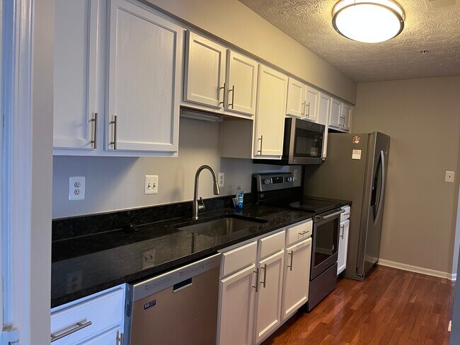 Photo - 3712 Excalibur Ct Unit 201