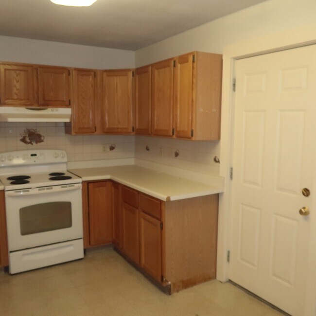 Photo - 492 Central St Unit 2/3