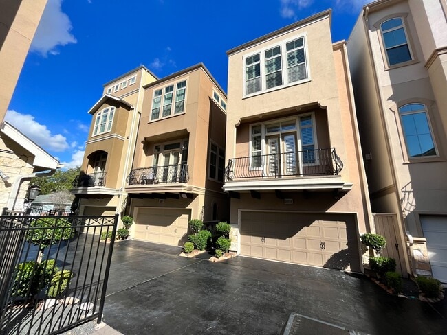 Photo - 5207 Gibson St