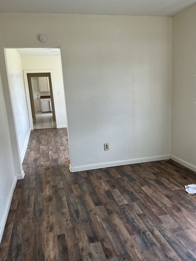 Photo - 1218 Schley St Unit B