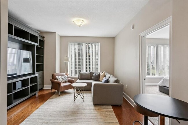 Building Photo - 285 Centennial Olympic Park Dr NW Unit 1209 Rental