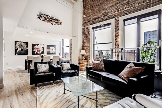 Photo - 915 Franklin-227.1 Unit 227.1