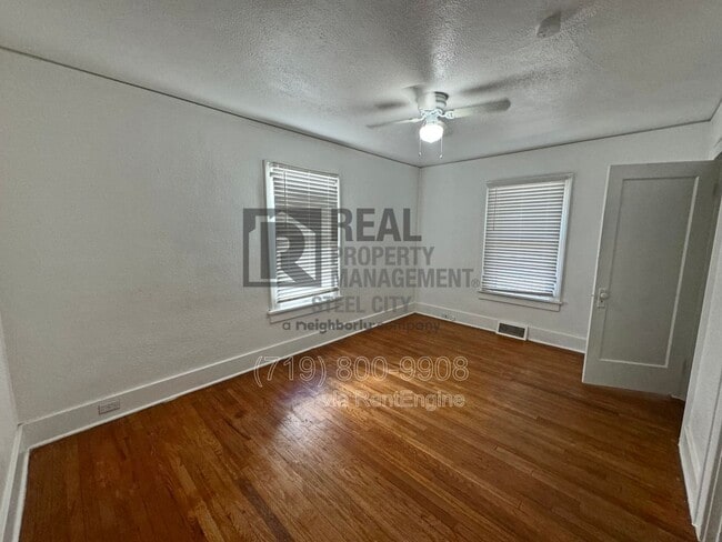 Photo - 602 W Orman Ave