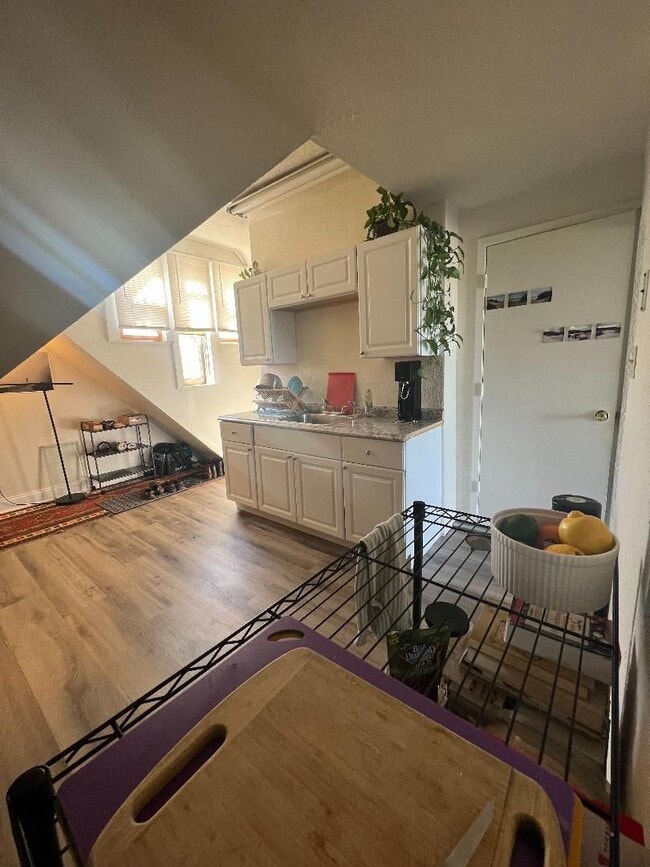 Photo - 2111 Gordon Ave