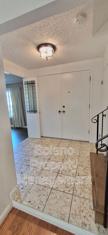 Photo - 110 Wayne Ct