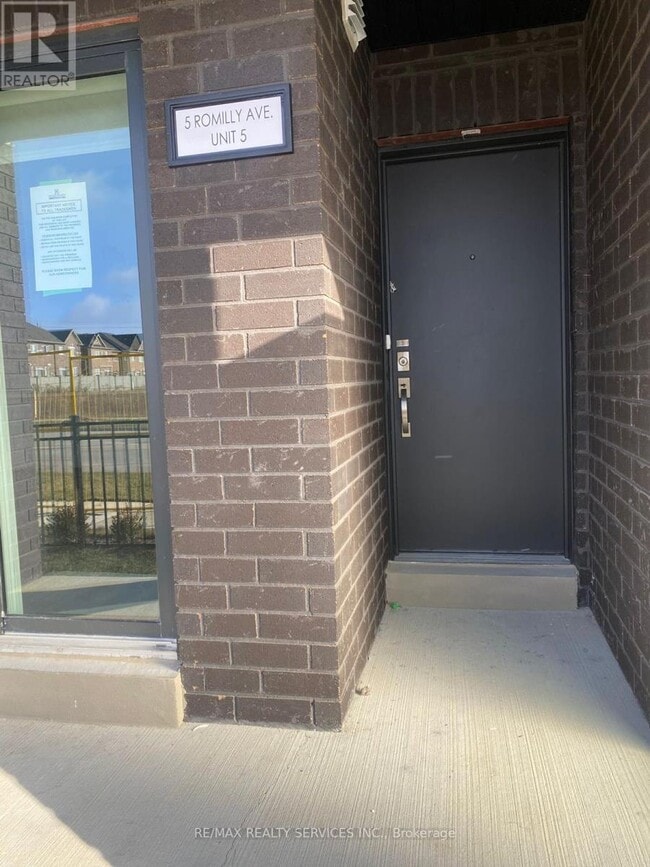 Photo - 5 Romilly Ave